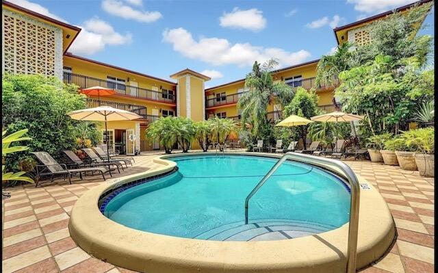 SEVILLA COURTS - Residential