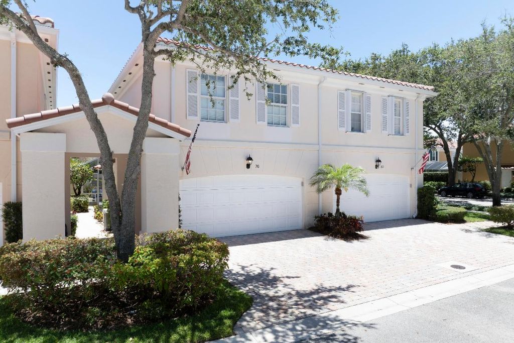 Photo of 76 Laurel Oaks Circle, Tequesta, FL 33469 (MLS # R10988714)