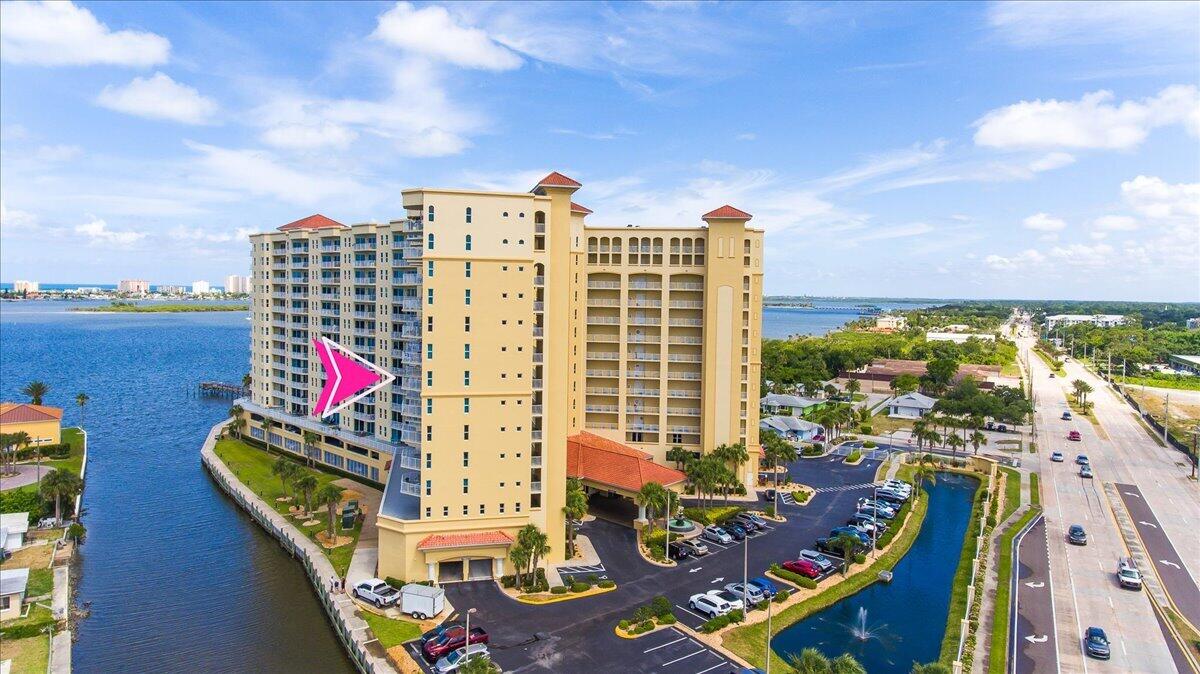 2801 S Ridgewood Avenue 717