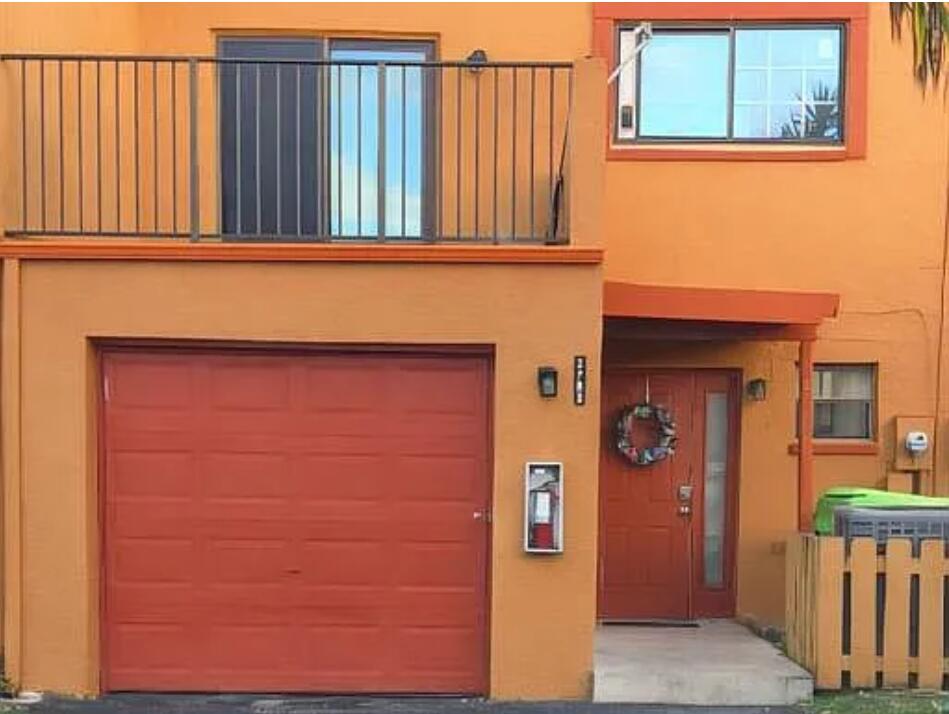 FAIRWAYS OF SUNRISE - Residential