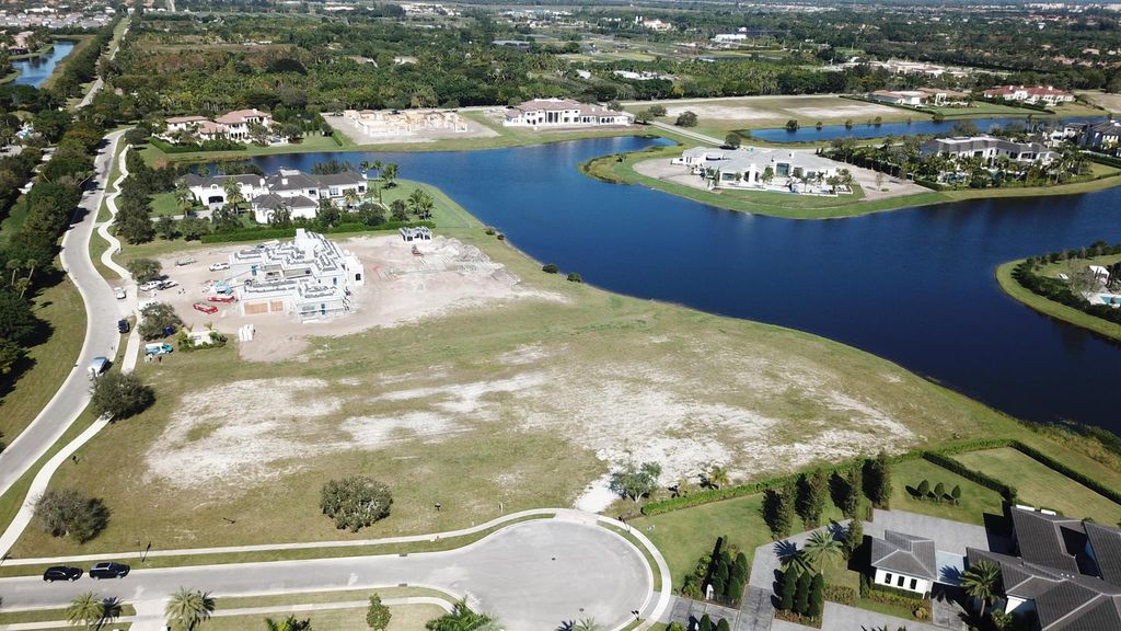 Photo of 9423 Bent Grass Court, Delray Beach, FL 33446 (MLS # R11031075)