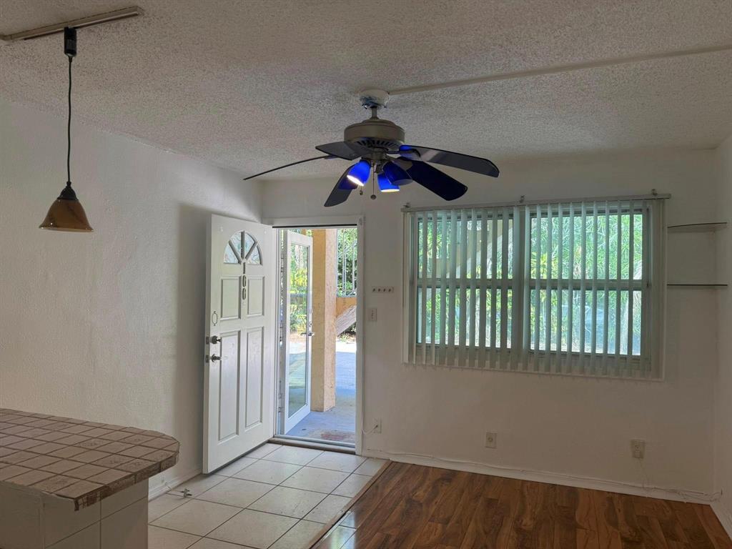 3251 SW 44th Street 100