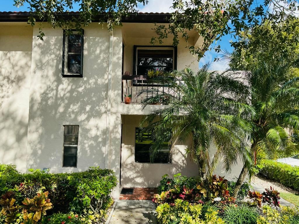 Photo of 7979 Eastlake Drive #F, Boca Raton, FL 33433 (MLS # R11153485)