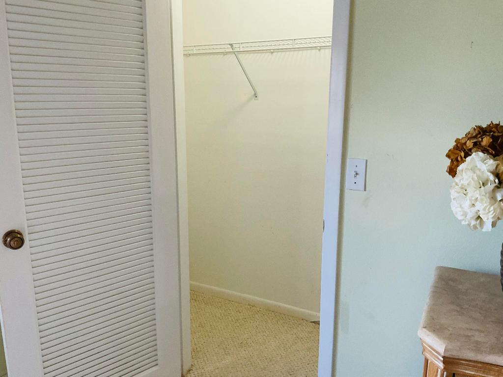 GREENS OF BOCA LAGO CONDO - Residential