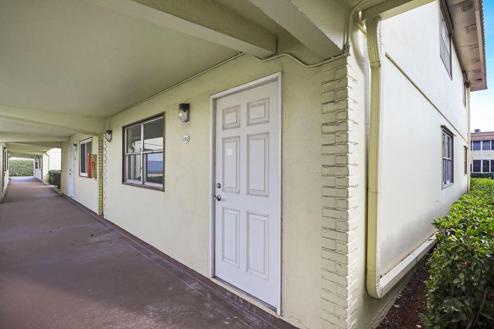 View photos, virtual tours, details... 102 Saxony Lane C