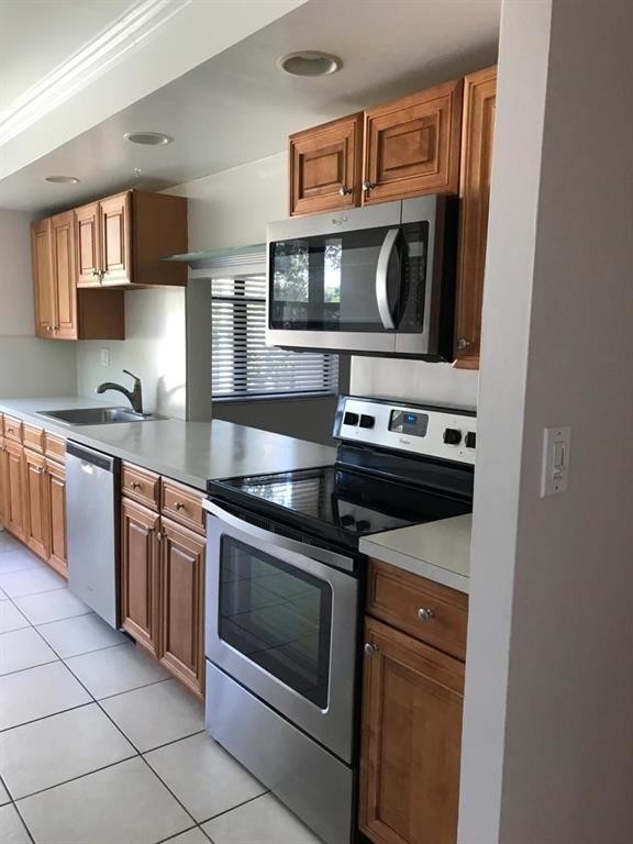 ROYAL PALM - Residential