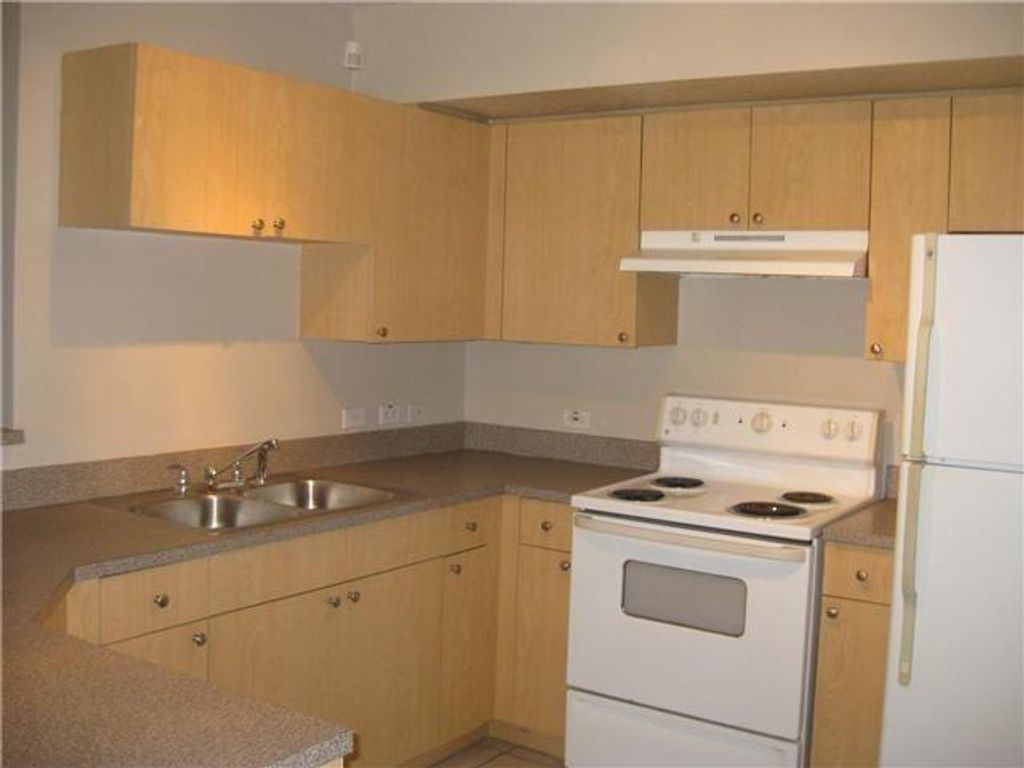 Photo of 415 villa #415, Boynton Beach, FL 33435 (MLS # F10323238)