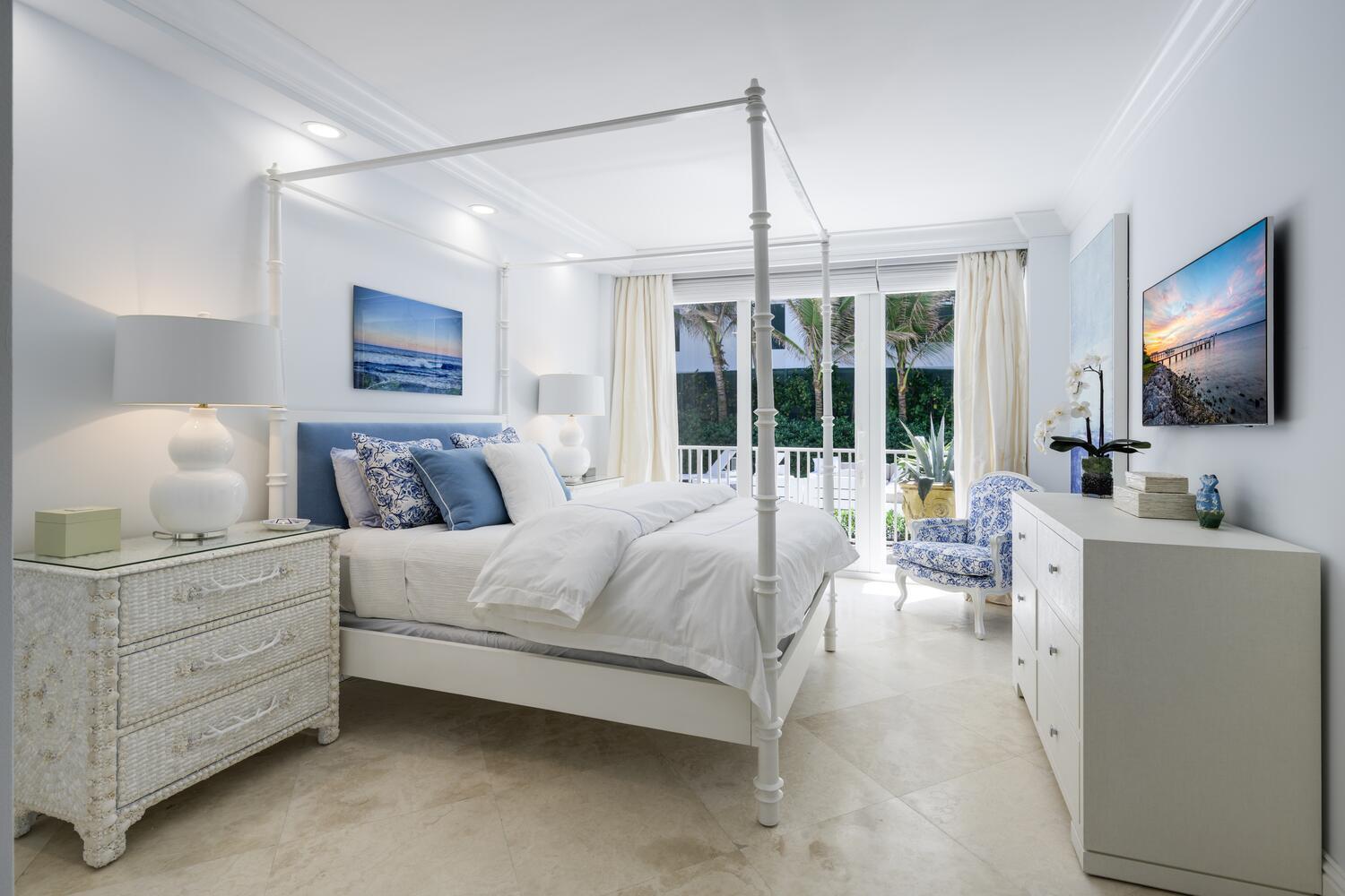 THREE THIRTY OCEAN CONDO - Residential