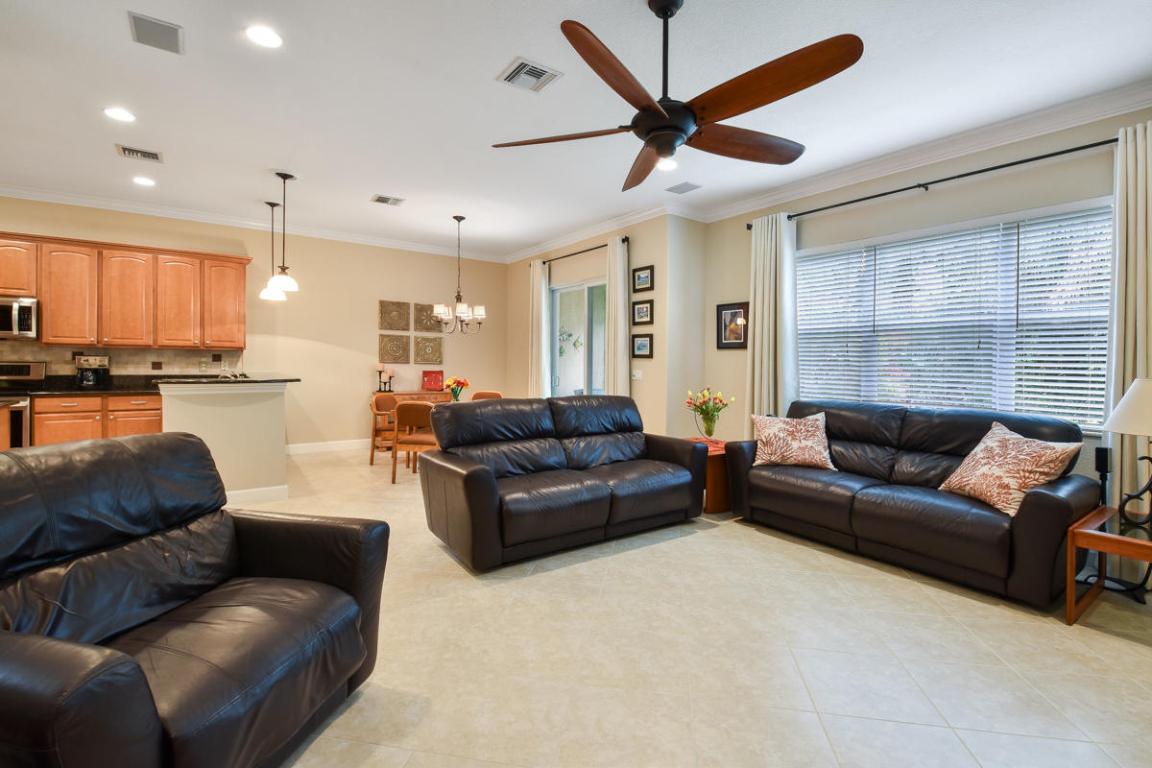 PALOMA - Residential Lease