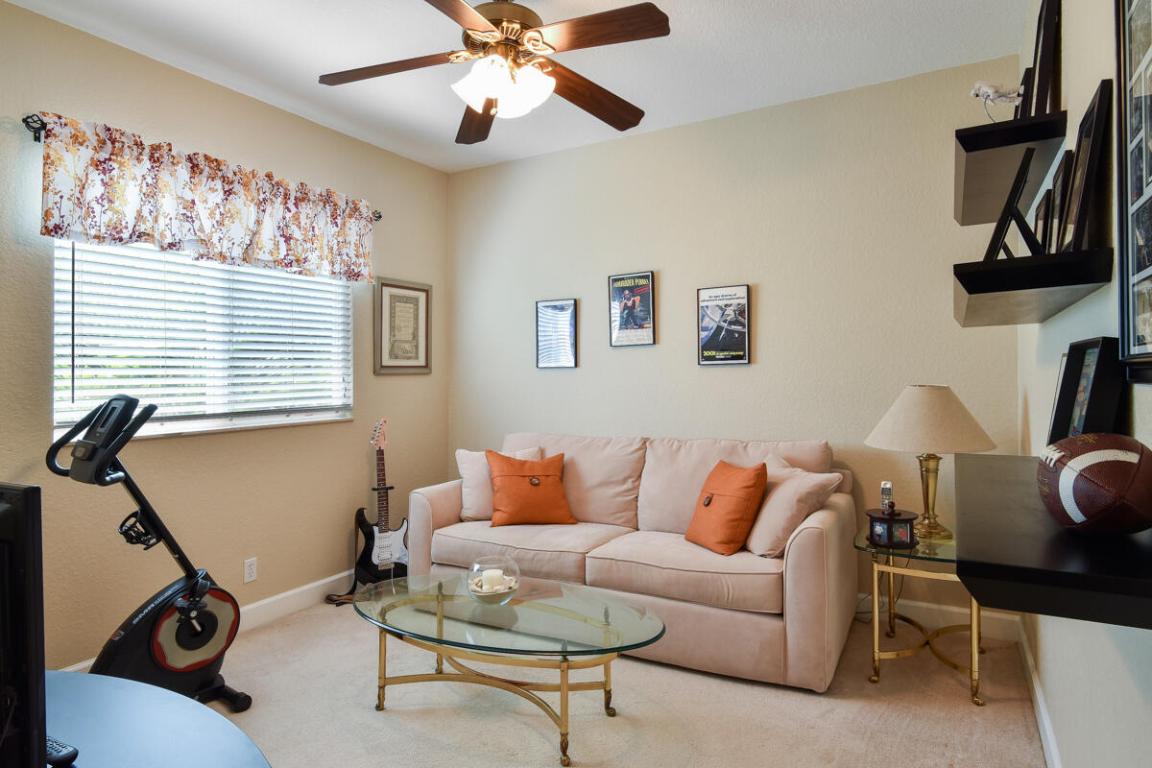 PALOMA - Residential Lease