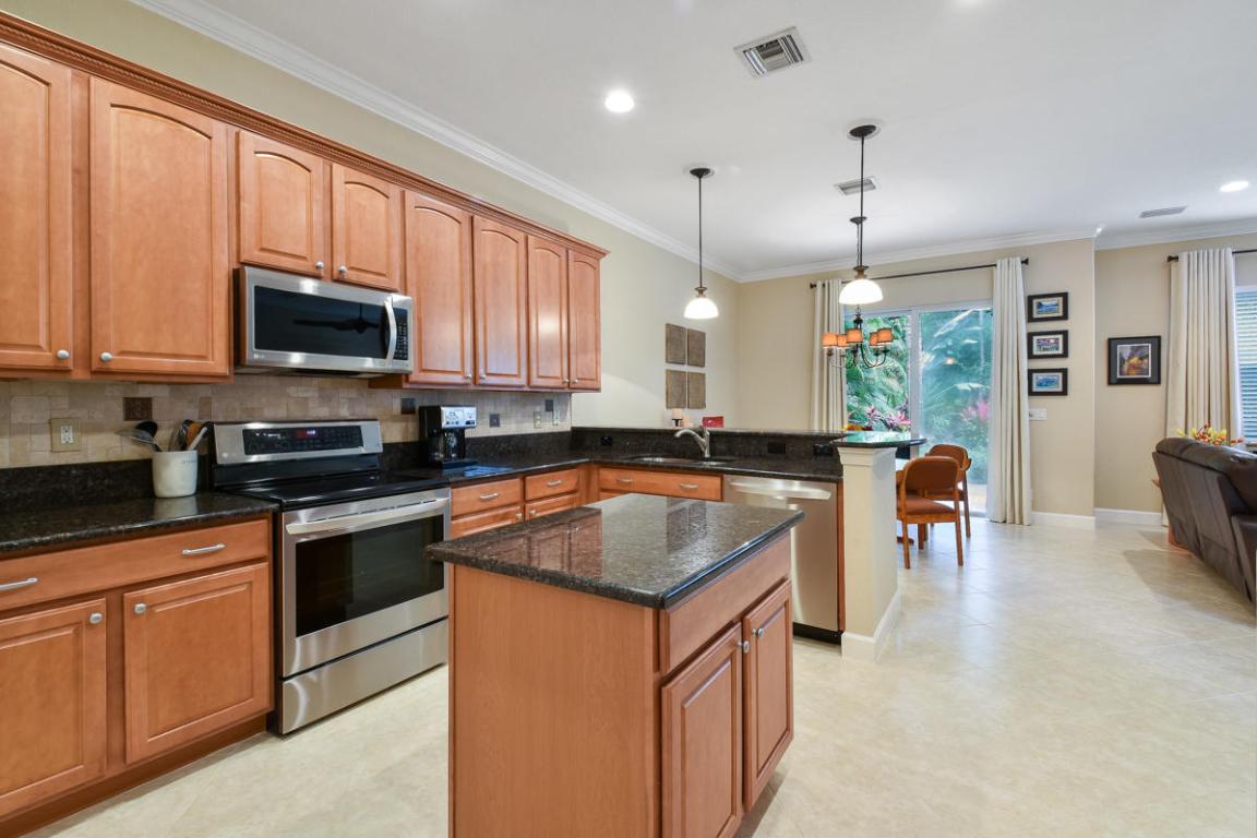 PALOMA - Residential Lease