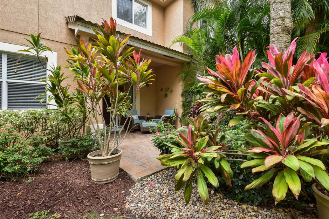 PALOMA - Residential Lease