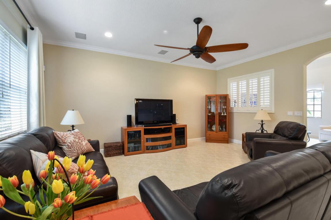 PALOMA - Residential Lease