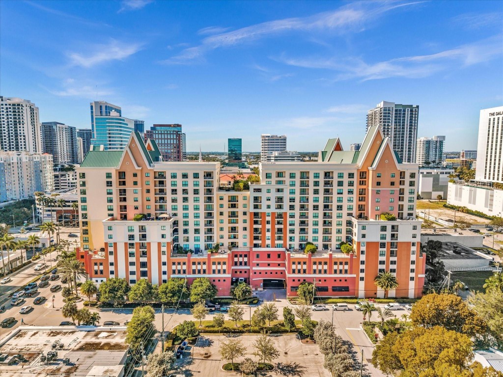 The Waverly at Las Olas - Residential