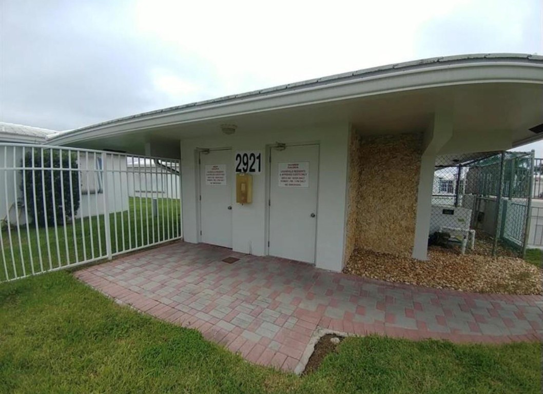 LEISUREVILLE FAIRWAY - Residential