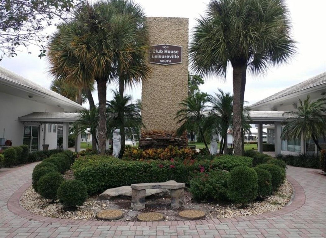 LEISUREVILLE FAIRWAY - Residential