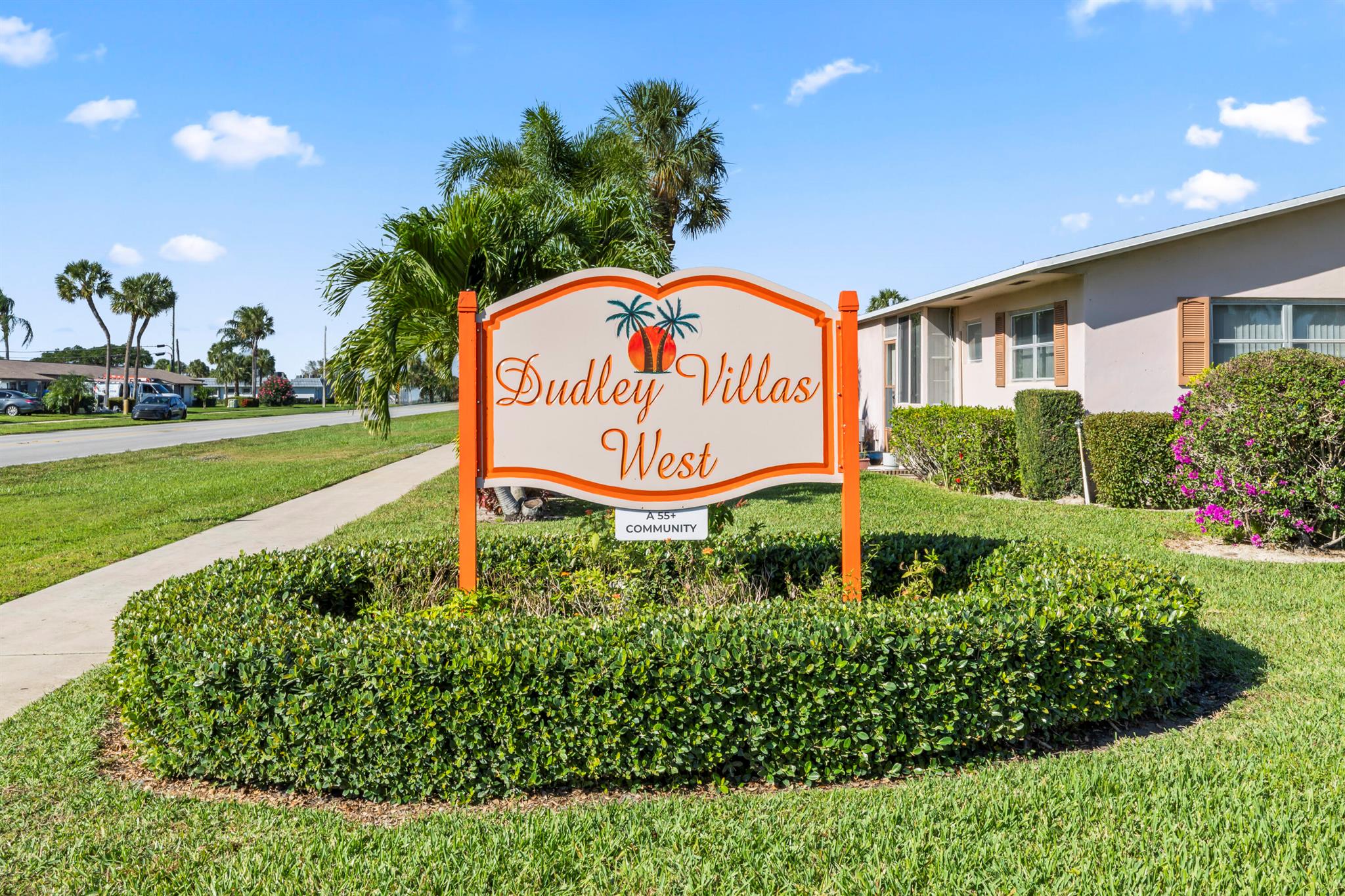 CRESTHAVEN VILLAS 28 COND - Residential