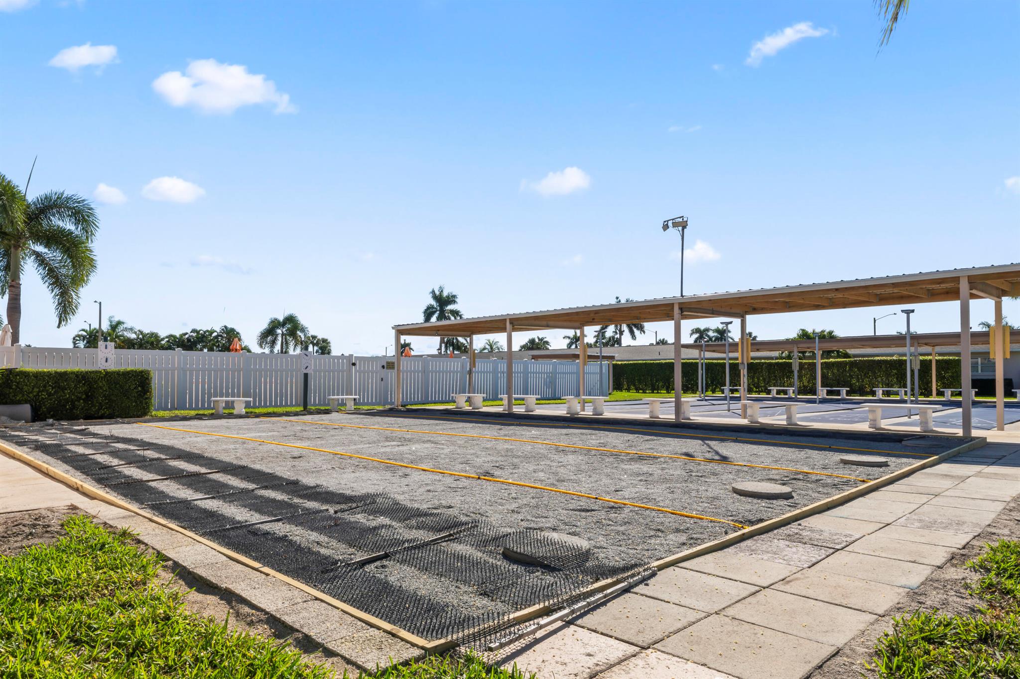 CRESTHAVEN VILLAS 28 COND - Residential