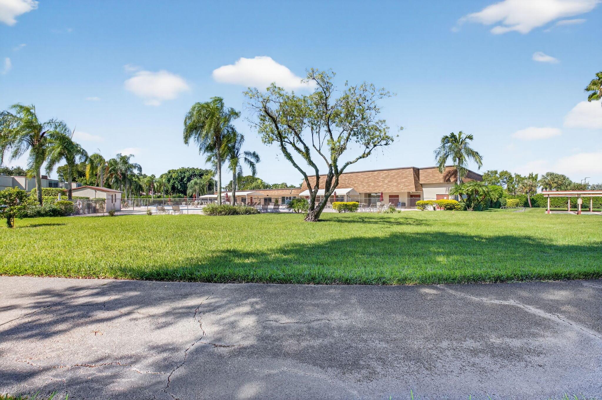 VILLAGES OF ORIOLE ABBEY - Residential