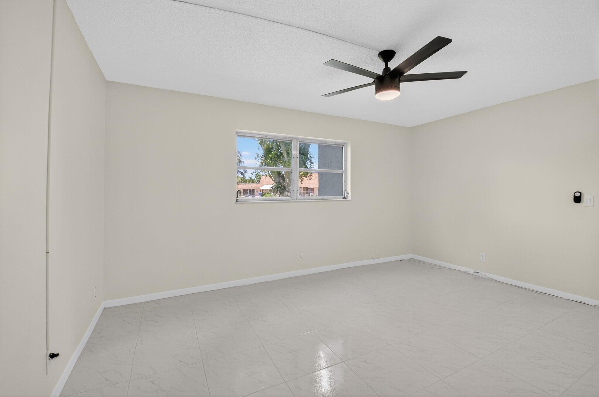 VILLAGES OF ORIOLE ABBEY - Residential