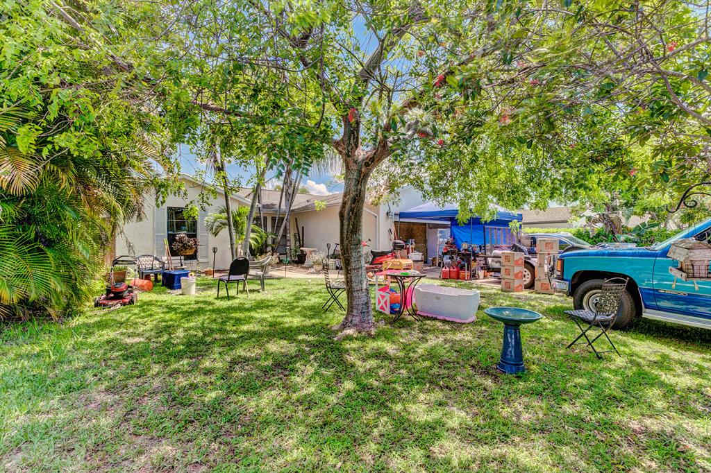 NORTH PALM BEACH HEIGHTS - Residential