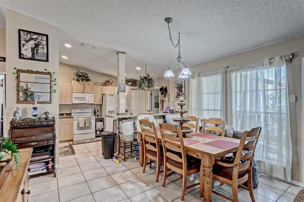 NORTH PALM BEACH HEIGHTS - Residential