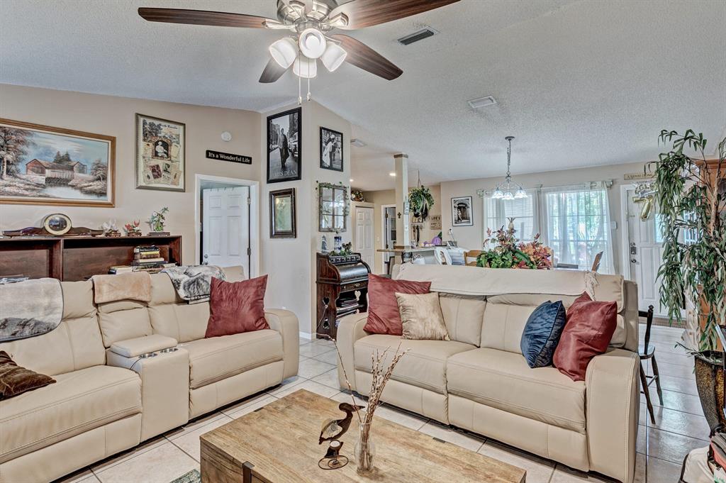 NORTH PALM BEACH HEIGHTS - Residential