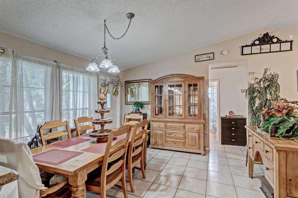 NORTH PALM BEACH HEIGHTS - Residential