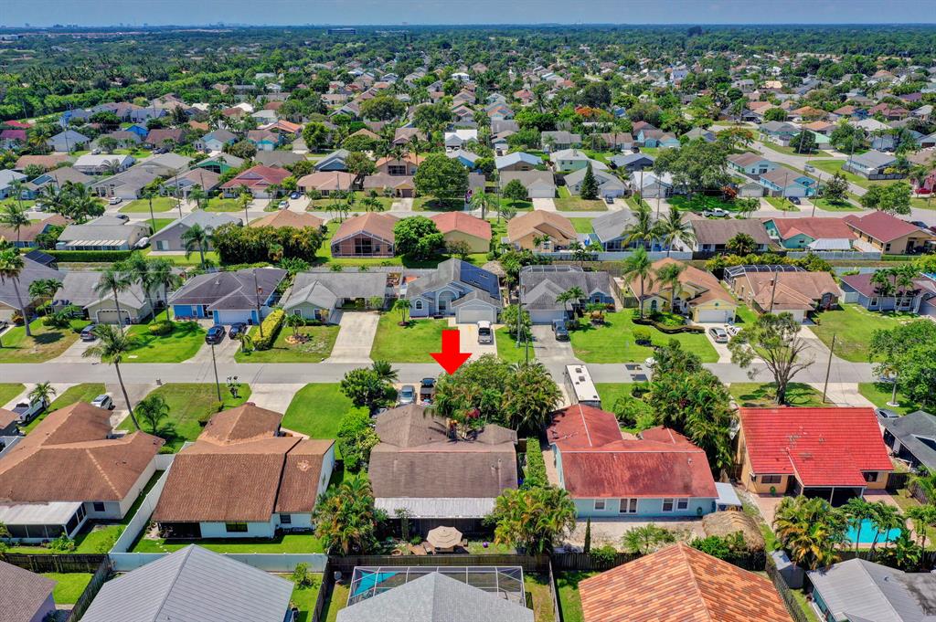 NORTH PALM BEACH HEIGHTS - Residential