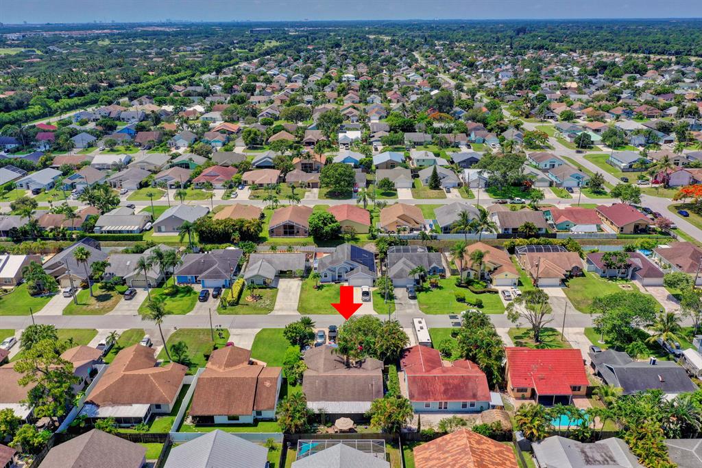 NORTH PALM BEACH HEIGHTS - Residential