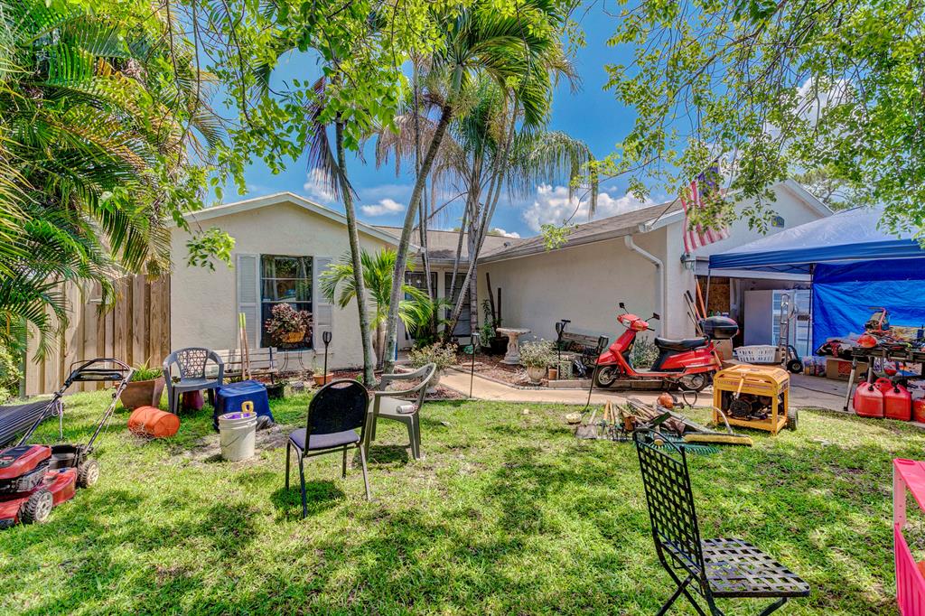 NORTH PALM BEACH HEIGHTS - Residential