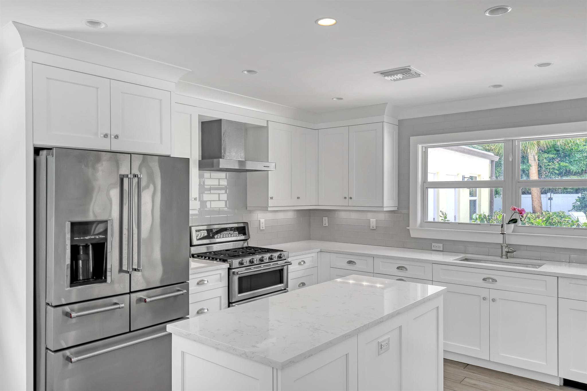 PALM BEACH SHORES - Residential