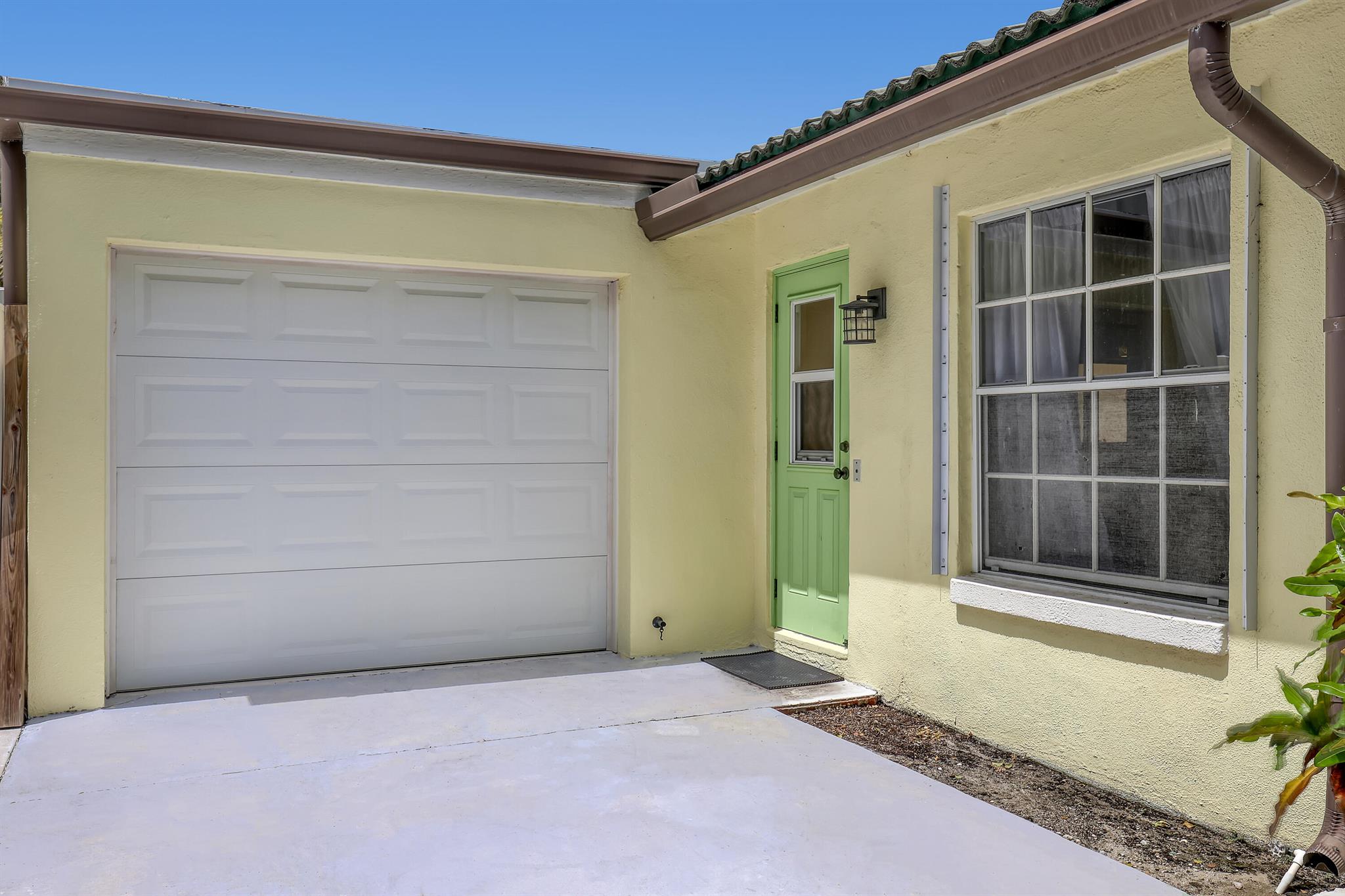 PALM BEACH SHORES - Residential