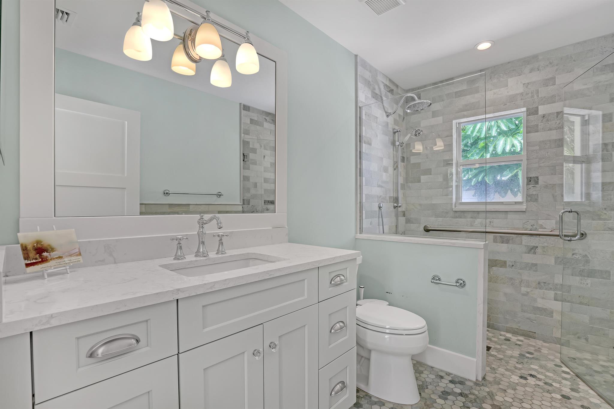 PALM BEACH SHORES - Residential