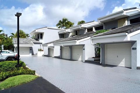 237 Poinciana island 407 Sunny Isles Beach FL 33160