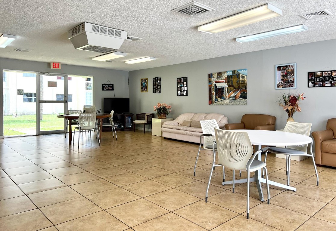 Sunrise Lakes 1 - Residential