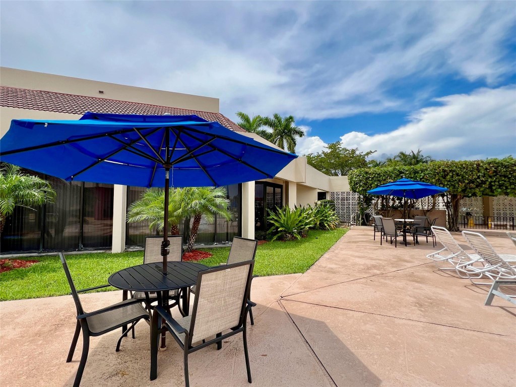 Sunrise Lakes 1 - Residential