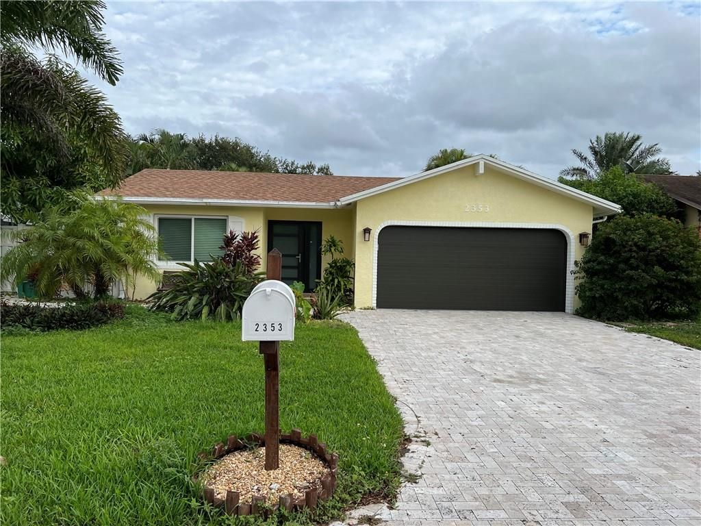 Photo of 2353 NW 98th Ter, Coral Springs, FL 33065 (MLS # F10357839)