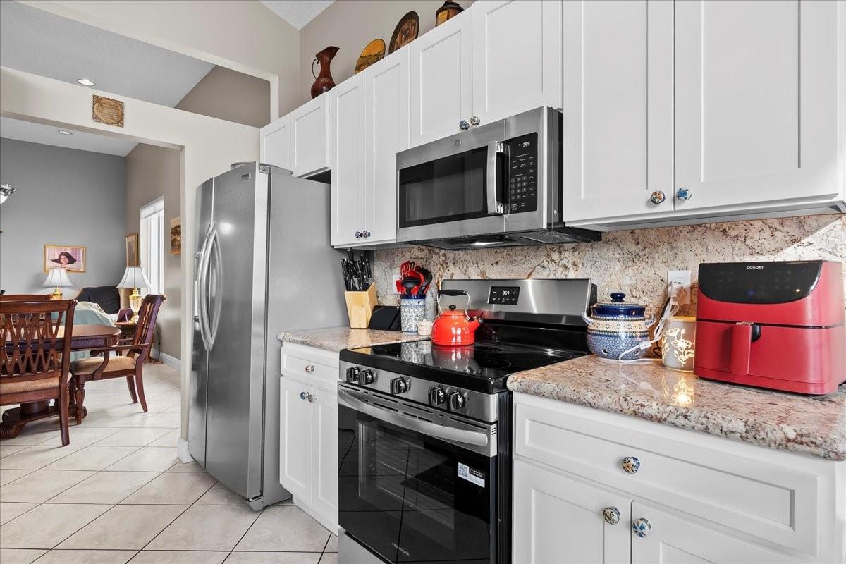 Regency Lakes At Coconut - Residential