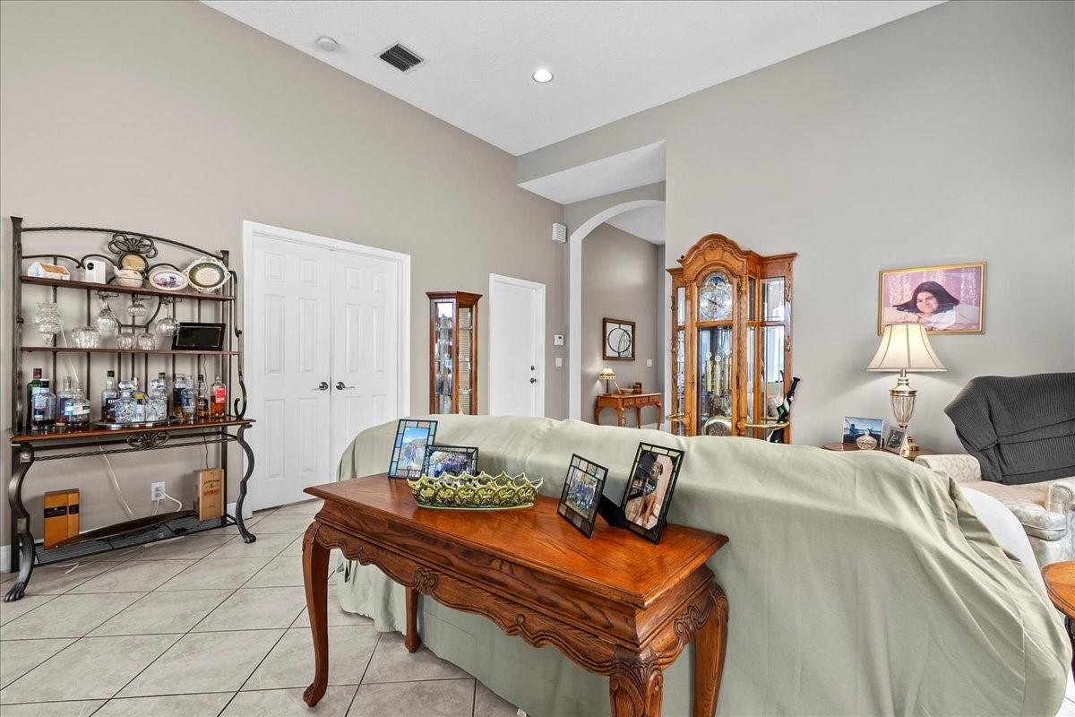 Regency Lakes At Coconut - Residential