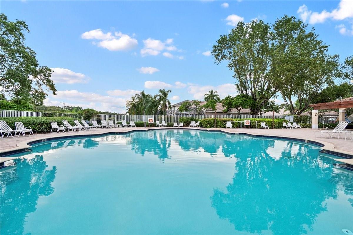 Regency Lakes At Coconut - Residential