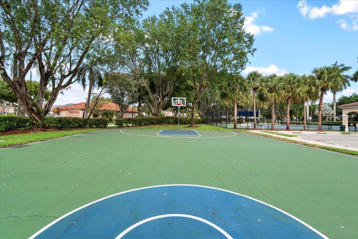 Regency Lakes At Coconut - Residential