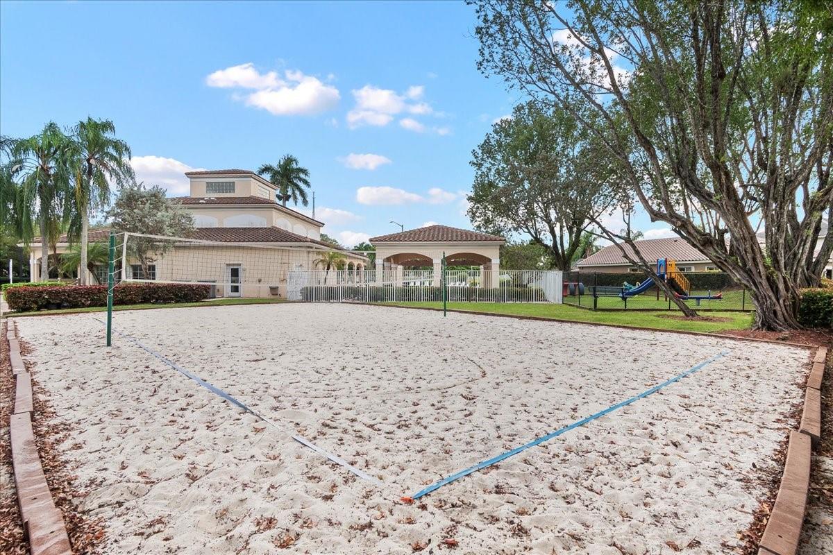 Regency Lakes At Coconut - Residential