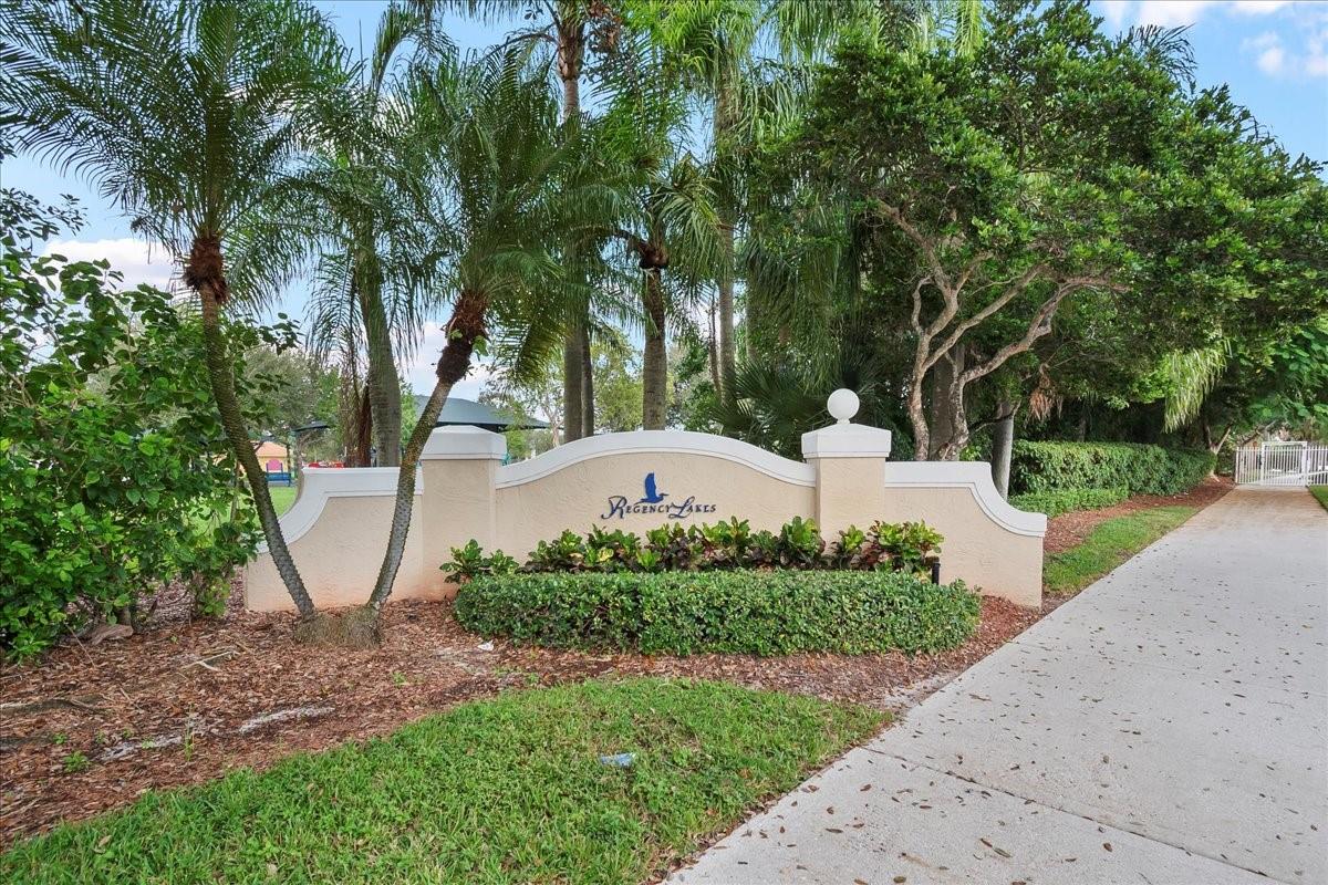 Regency Lakes At Coconut - Residential