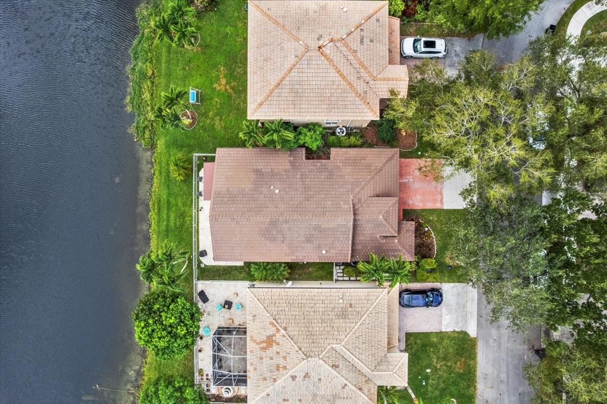 Regency Lakes At Coconut - Residential