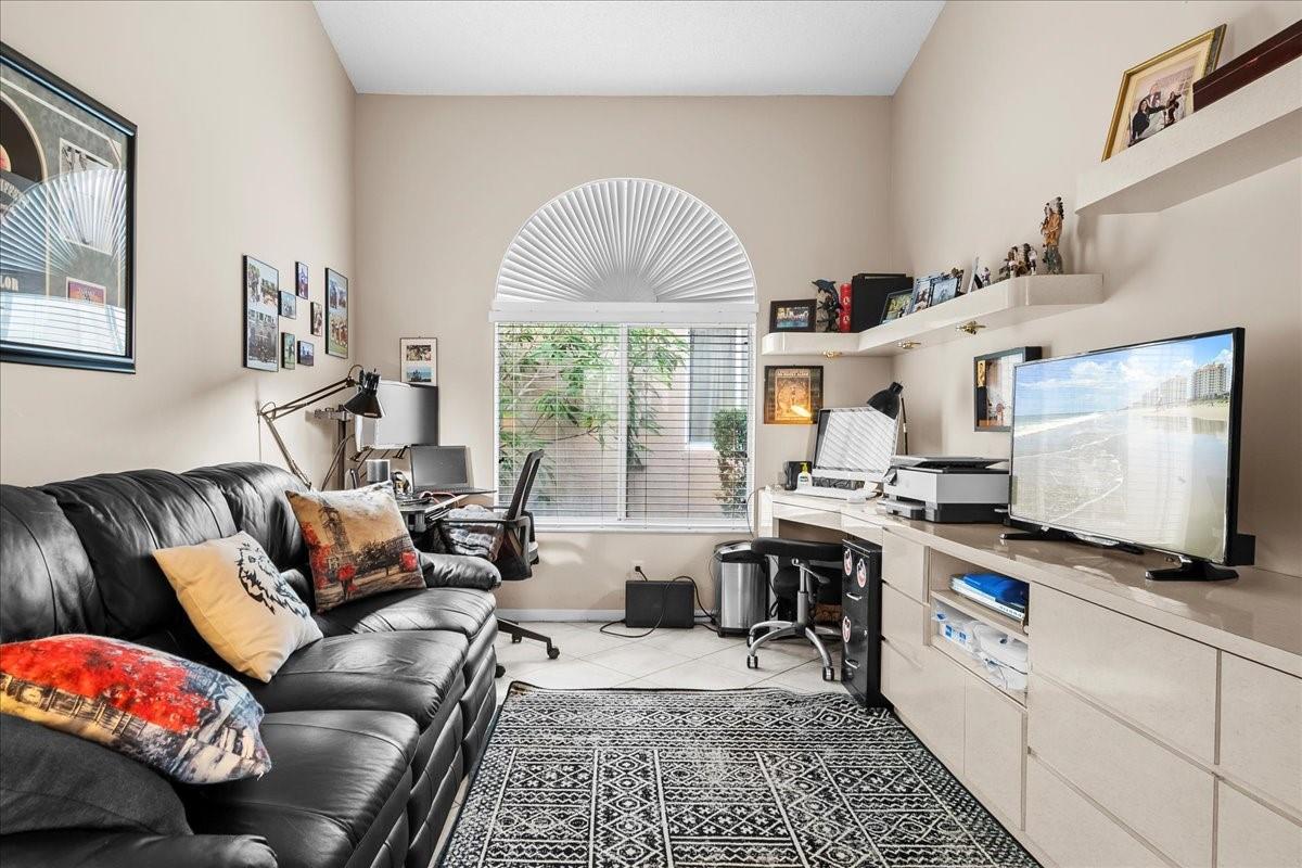 Regency Lakes At Coconut - Residential