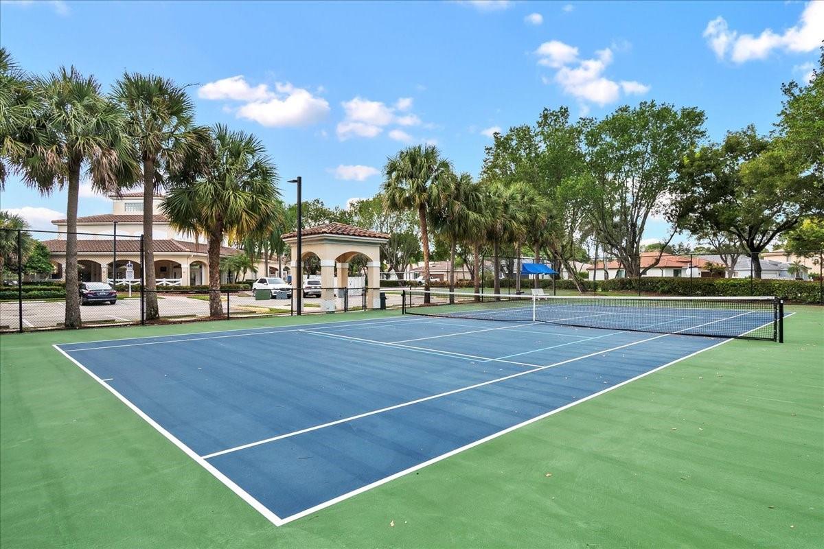 Regency Lakes At Coconut - Residential