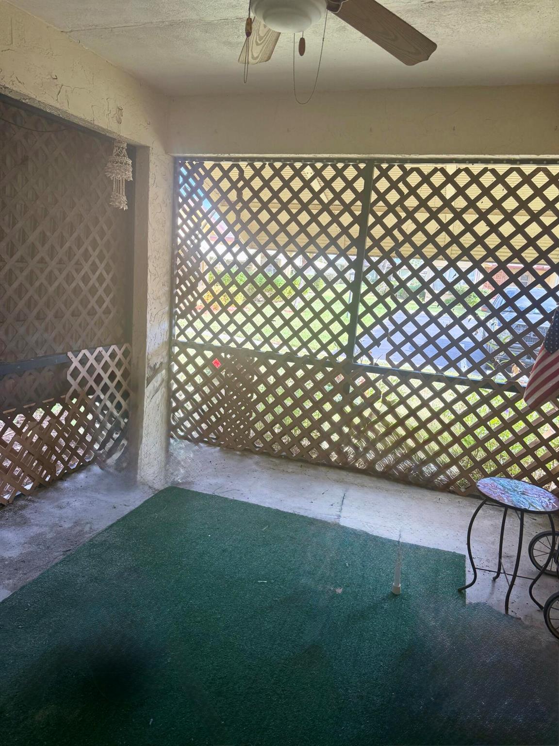 SAVANNAH'S CONDOMINIUM SE - Residential