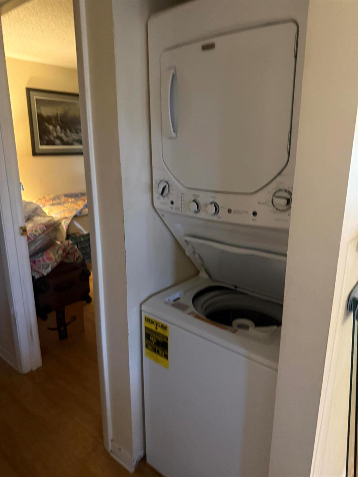 SAVANNAH'S CONDOMINIUM SE - Residential