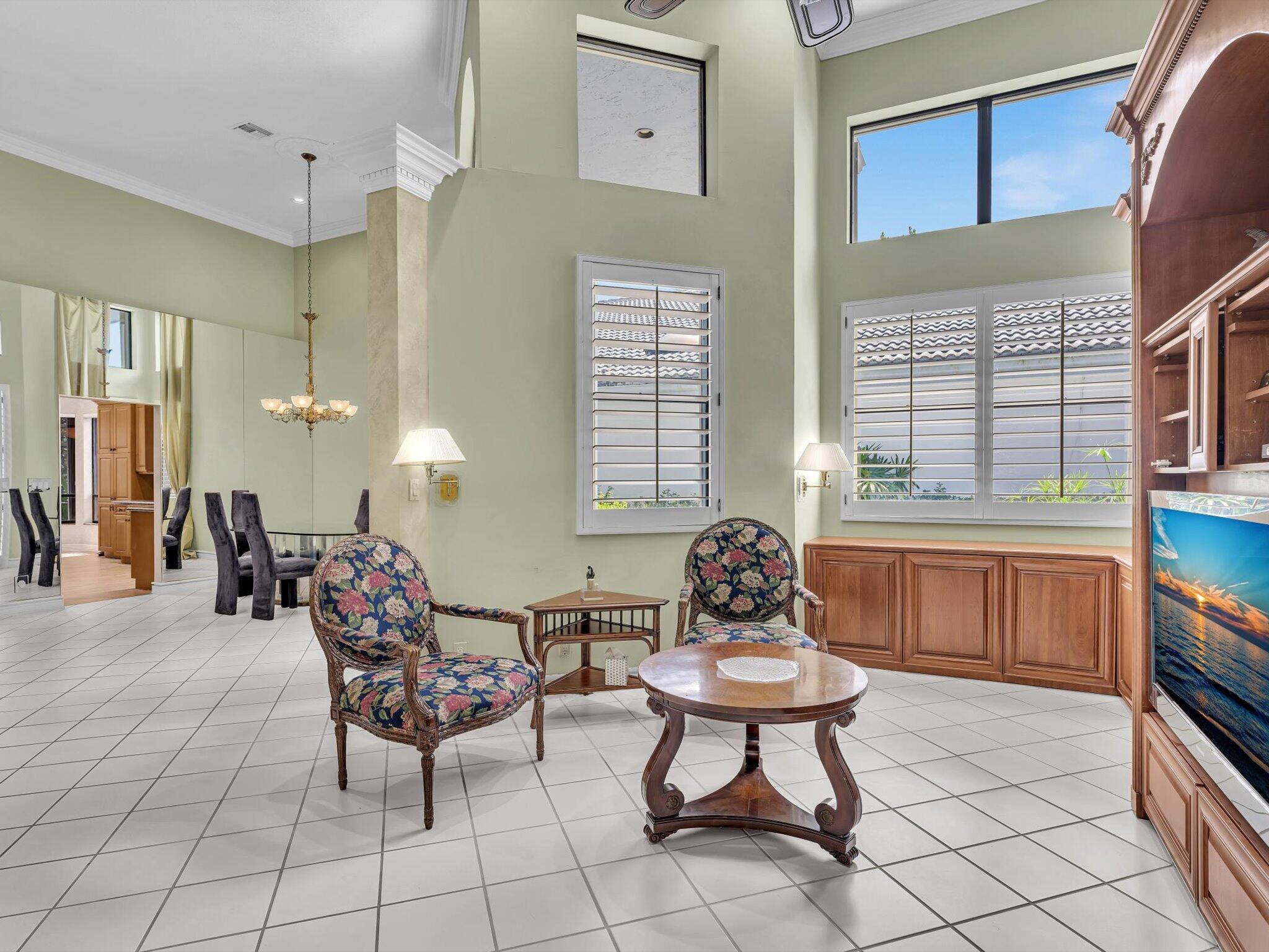 10122 Spyglass Way